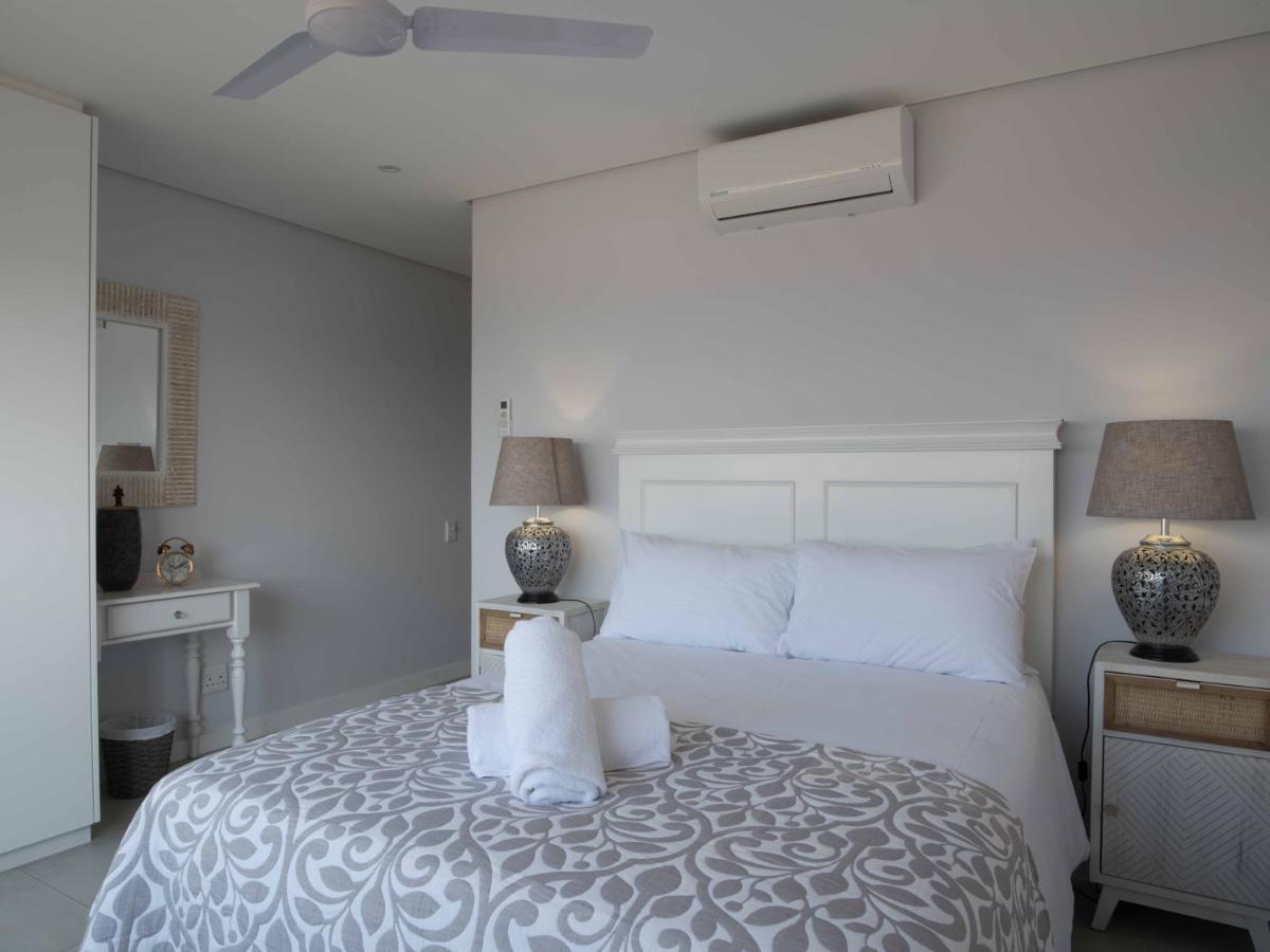 Umdloti Holiday Resort Apartments Luaran gambar