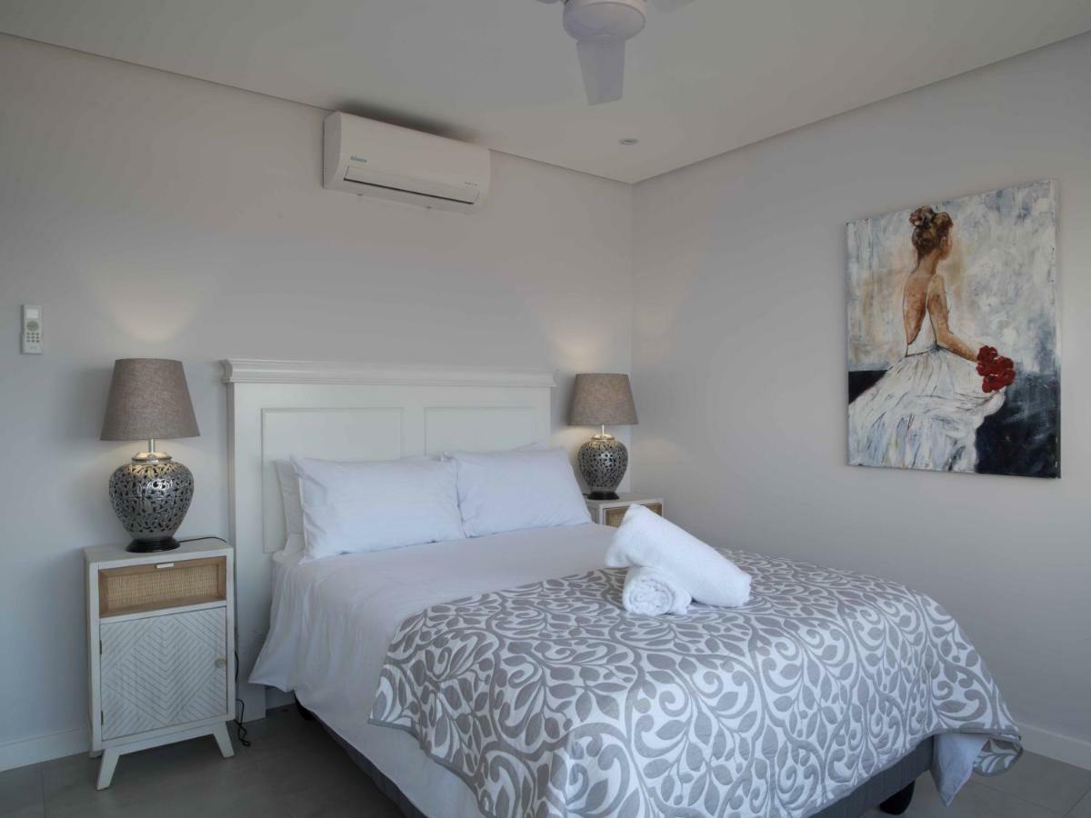Umdloti Holiday Resort Apartments Luaran gambar